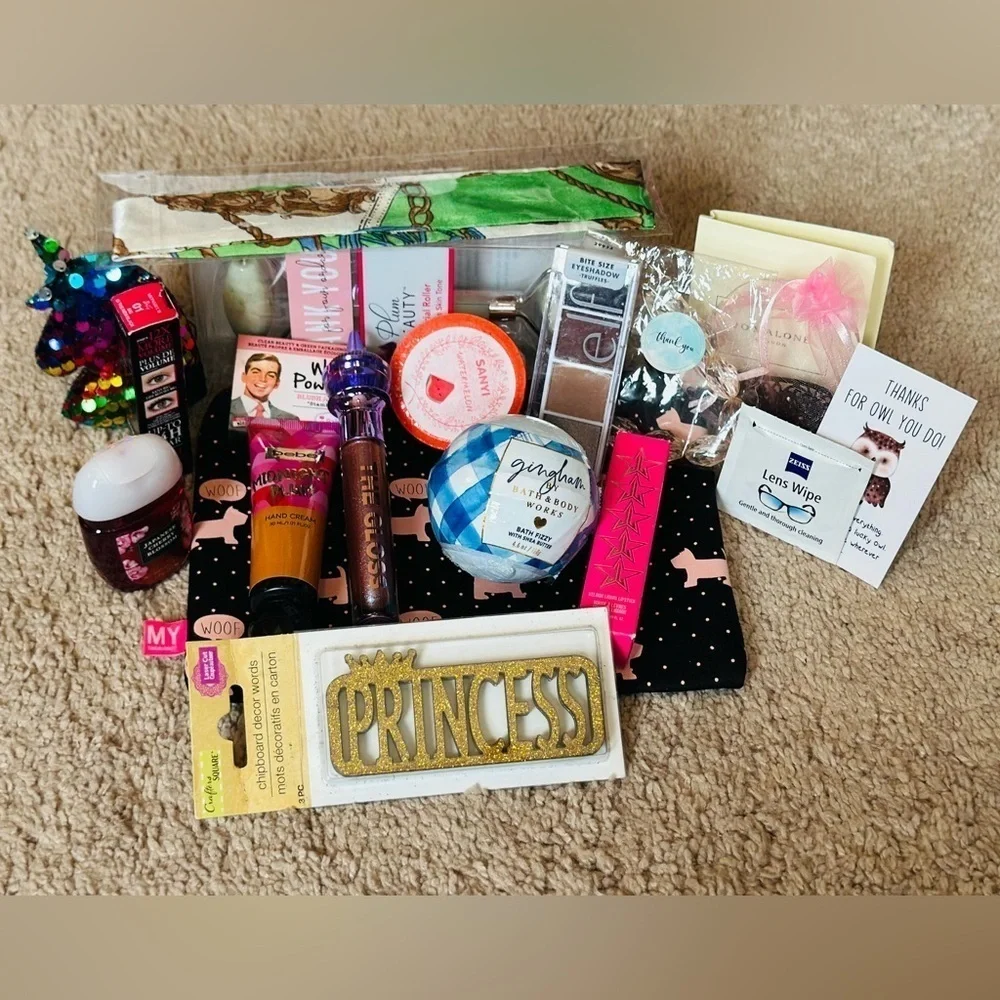 FOR BUNDLE - 🚨🚨$25 BEAUTY Bundle 🚨🚨